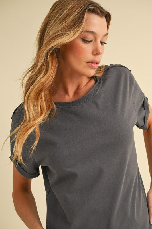 Aemi + Co Exposed Seam Round Neck Short Sleeve T-Shirt